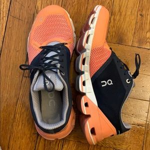 Wonens ON Cloud Flyer Sneakers